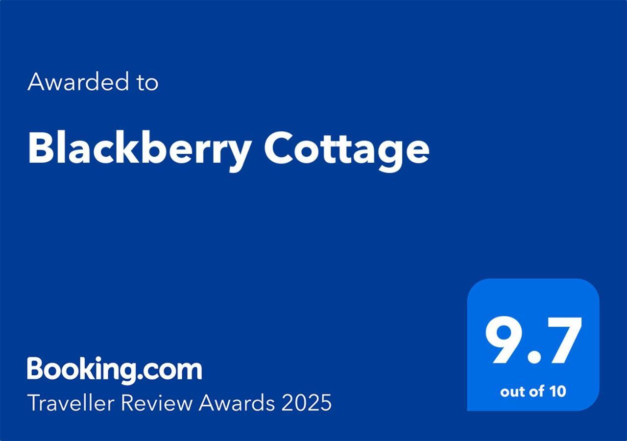 Blackberry Cottage คาร์ดิฟฟ์ ภายนอก รูปภาพ